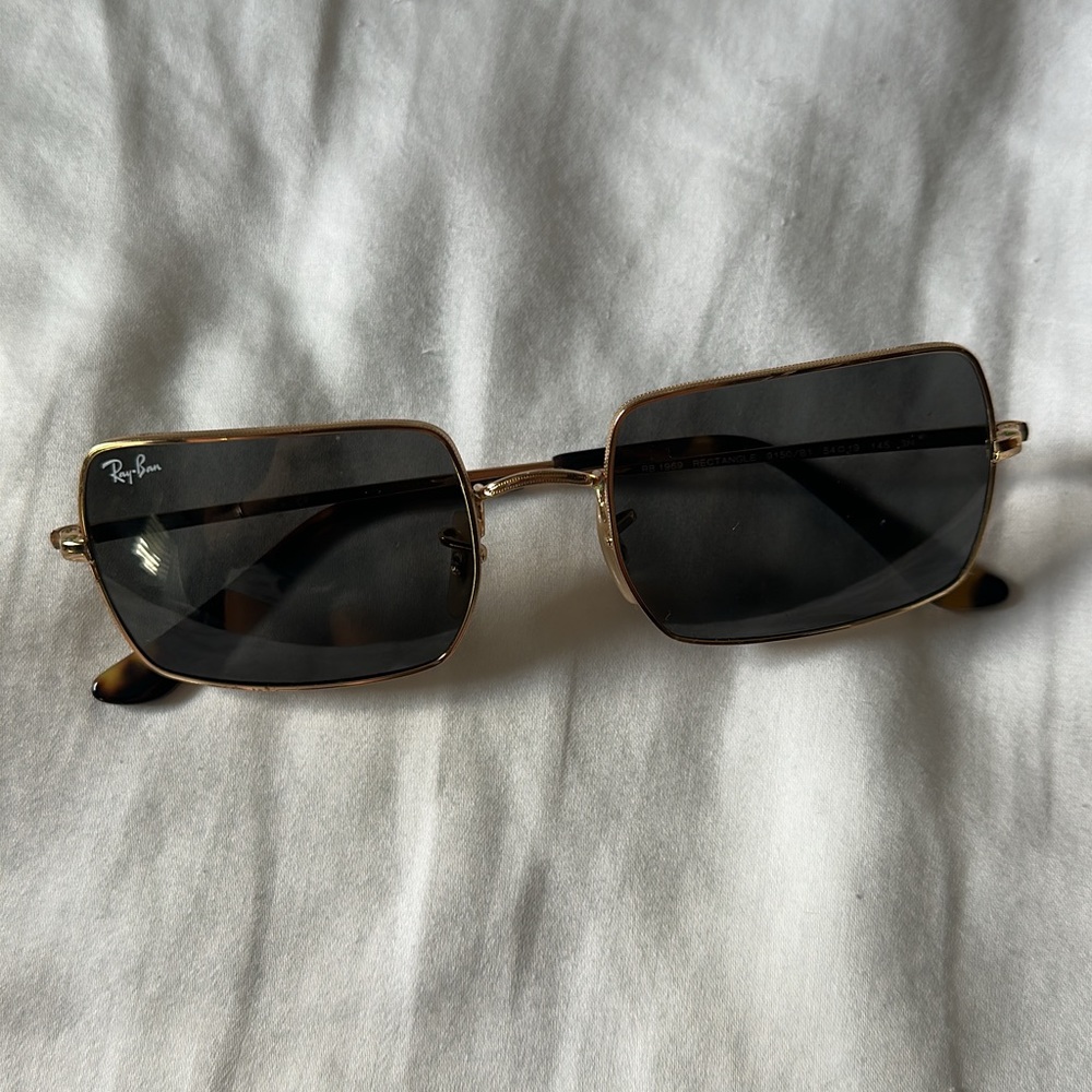 Lightly used Rectangle 1969 Ray Ban